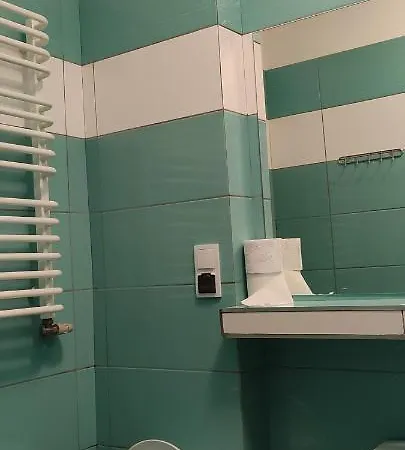 Ξενοδοχείο με διαμερίσματα Centrum Handlowe Eden